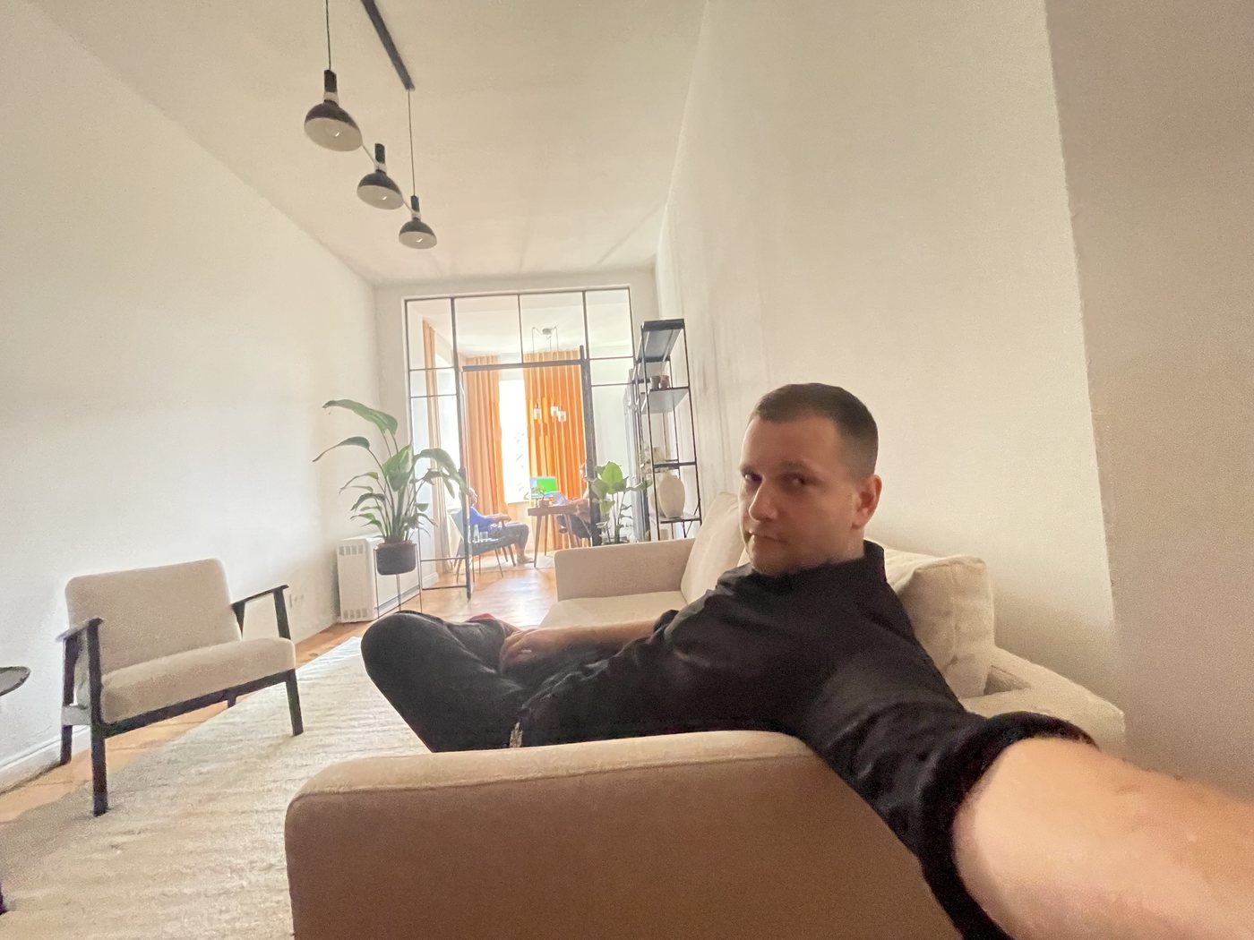 Michał Drezner podczas rozmowy